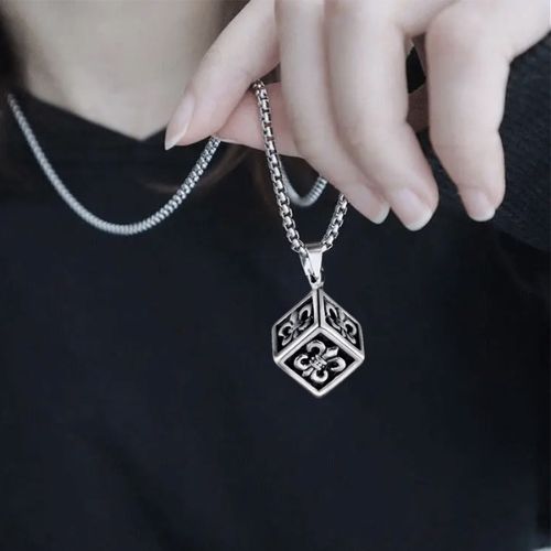 clothing accessories