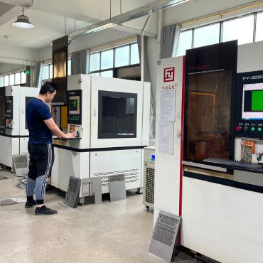 Cutting machine